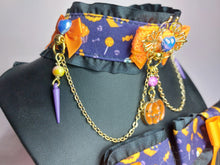Load image into Gallery viewer, Halloween Play Collar and Bow Set