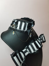 Load image into Gallery viewer, Stripey Vibes Collar and Bow Set