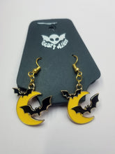 Load image into Gallery viewer, Midnight Flight Earrings