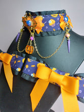 Load image into Gallery viewer, Halloween Play Collar and Bow Set