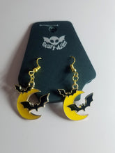 Load image into Gallery viewer, Midnight Flight Earrings