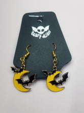 Load image into Gallery viewer, Midnight Flight Earrings