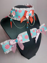 Load image into Gallery viewer, Peppermint Candy Collar and Bow Set