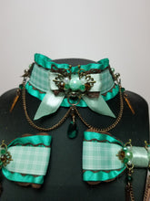 Load image into Gallery viewer, Mint Chocolate Collar and Bow Set