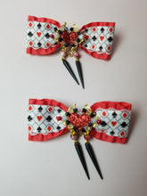 Load image into Gallery viewer, Queen of Hearts Collar and Bow Set