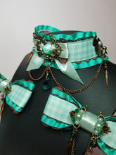 Load image into Gallery viewer, Mint Chocolate Collar and Bow Set