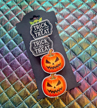 Load image into Gallery viewer, Trick or Treat Barrettes Set
