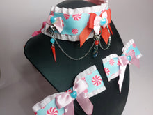 Load image into Gallery viewer, Peppermint Candy Collar and Bow Set