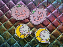 Load image into Gallery viewer, Spooky Cute Halloween Barrette Set