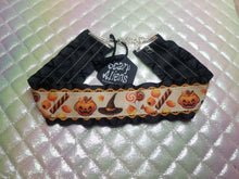 Load image into Gallery viewer, Trick Or Treat Choker
