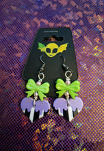 Load image into Gallery viewer, Slime Time Heart Earrings
