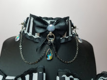 Load image into Gallery viewer, Black Stipes Luxury BDSM Collar and Bow Set Scary Aliens
