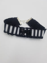 Load image into Gallery viewer, Black Stripe Striped Ribbon Choker (Available With or Without Center Bow) Scary Aliens
