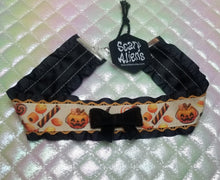 Load image into Gallery viewer, Halloween Candy Ribbon Choker (Available With or Without Center Bow) Scary Aliens
