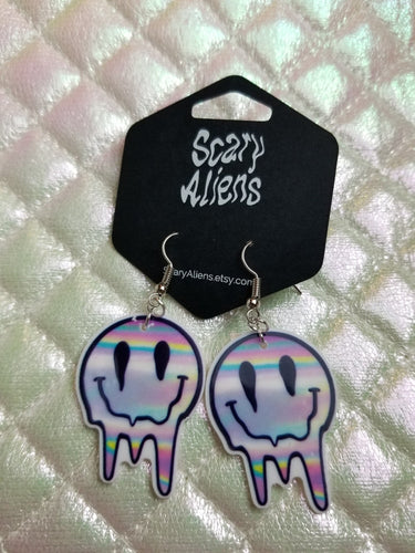 Holographic Smiley Face 90s Earrings- E Girl Kawaii Lightweight Earrings- Kidcore Jewelry- Pastel Nu Goth Aesthetic Light Dangle Earrings Scary Aliens