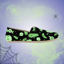 Load image into Gallery viewer, Pastel Goth Canvas Shoes- Black/Green Scary Aliens
