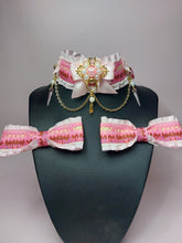 Load image into Gallery viewer, Pink Frosting  Luxury BDSM Collar and Bows Set Scary Aliens
