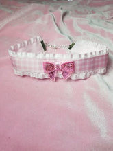 Load image into Gallery viewer, Pink Microhearts Kawaii Ribbon Choke (Available With or Without Center Bow) Scary Aliens
