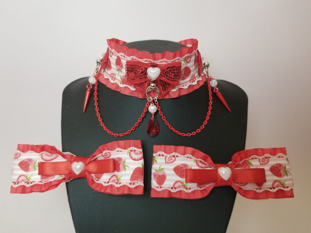 Red Strawberry  Luxury BDSM Collar and Bows Set Scary Aliens