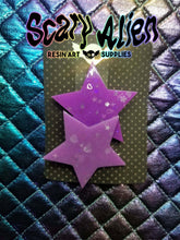 Load image into Gallery viewer, Space Babe Jumbo Magenta Star Barrettes Set Scary Aliens
