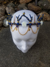 Load image into Gallery viewer, Star Queen Antler Coral Tiara Scary Aliens
