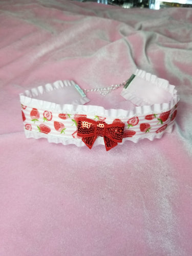 Strawberry Lolita Choker (Available With or Without Center Bow) Scary Aliens