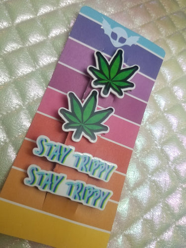 Weed/Good Vibes Barrettes Set Scary Aliens