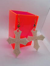 Load image into Gallery viewer, White Gold Glitter Cross Earrings - Medium Scary Aliens
