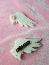 Load image into Gallery viewer, White Rose Cosplay Wings Barrettes Set Scary Aliens
