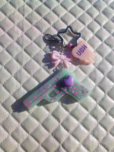 Load image into Gallery viewer, Yami Kawaii Gun Keychain - Teal Scary Aliens
