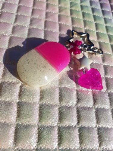 Yami Kawaii Pill Keychain- Pink Scary Aliens